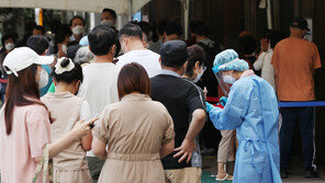 코로나 확산 무서운 가을…방역정책 조정안 이번주 쏟아진다