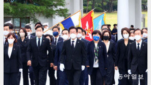 ‘7인회’로 시작한 친명, 1년새 10배로… 新明계 부상