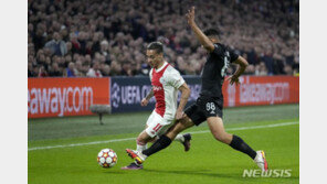 맨유, 이적료 1350억원에 브라질 ‘신성’ 안토니 영입