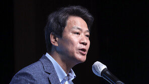 임종석, 尹에 정경심 형집행정지 요구하며 “잔인해”