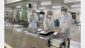 학교급식실 튀김요리, 일산화탄소 ‘뿜뿜’…삼겹살집 10배 육박도