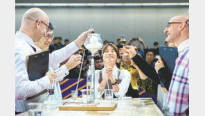 바리스타챔피언십이 바꾼 오늘의 커피[커피 한 잔/조원진]