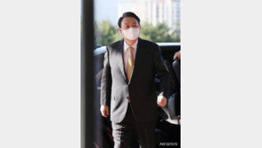 尹, 이재명 소환 통보에 “기사 꼼꼼히 읽을 시간 없어…민생이 우선”