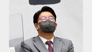 ‘연쇄 가처분’ 이준석 직격한 권성동 “법적 쟁송 능사 아냐”