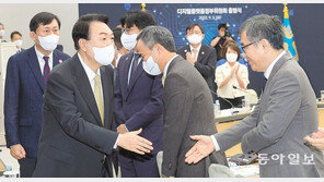 대통령실 쇄신에도… 尹대통령 지지율 6주째 20% 후반 