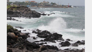 태풍 ‘힌남노’ 느리게 북상…오후부터 전국 600여 개 탐방로 통제