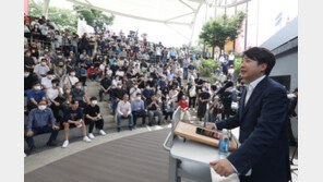 [전문]이준석 “그들이 뭐라하든 금지곡을 계속 부르겠다”