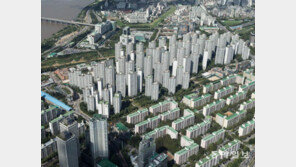 세입자들 “전세금 낮춰야 재계약”… 커지는 역전세난 