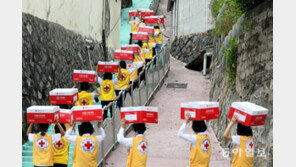 “취약계층에 온정을” 추석선물 행렬