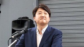 이준석 “내가 달걀이냐, 尹이 품어야 한다는 표현 모멸적”
