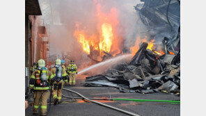 현대제철 인천공장 큰 불…7시간여만에 초진(종합)