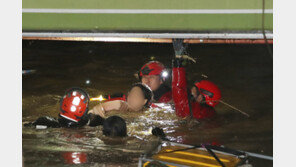 ‘7명 실종’ 지하주차장 잇단 생환에 구조 온기…소방 “희망 놓지 않겠다”