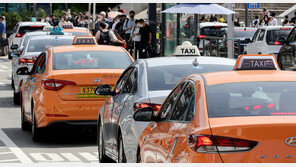 서울택시 ‘4800원 인상’ 최종안 임박…한밤의 ‘택시대란’ 잠재울까