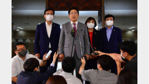 권성동, 내일 ‘사퇴 기자회견’…이르면 19일 새 원내대표 선출