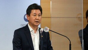 “정부위원회 636개중 246개 통폐합”