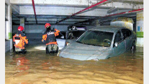 “아들, 너라도 살아서 나가” 내보냈는데… 구조된 엄마의 오열