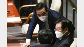 이재명 檢 기소 촉각…민주 “예견된 수순” 법정 공방 준비