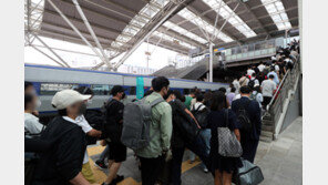 한 달 후면 ‘코로나19’ 국내 유입 1000일…국민 절반이 감염 경험