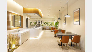 아울렛도 VIP 시대…프라이빗 파티에 전용 라운지까지