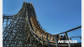 에버랜드 롤러코스터, 운행 도중 20m 높이서 멈춰