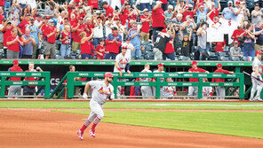 푸홀스, A로드 제치고 MLB 통산 홈런 4위 올랐다