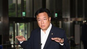 정진석 “법원, 정당 자율적 결정에 과도한 개입 않는 것이 바람직”