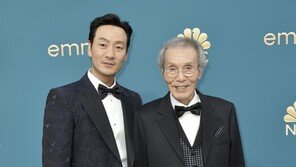 ‘오겜’ 오영수·박해수·정호연, ‘에미상’ 수상 불발