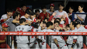 쫓기는 1위 SSG, 쫓는 2위 LG…선두 경쟁 마지막 승부처가 될 일주일