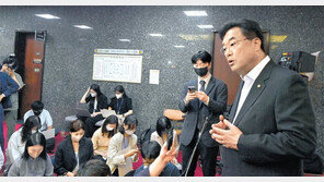 정진석 비대위 인선 마치고 출범… ‘鄭직무정지 가처분’ 28일 심문 