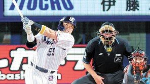 무라카미, 55호 홈런… 58년전 오 사다하루와 어깨 나란히