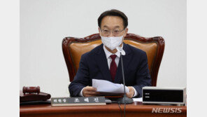 조해진, 원내대표 출마 “고민 중…이용호 출마로 경선 불가피”