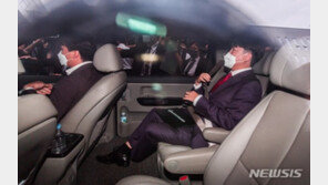 ‘성상납 의혹’ 이준석 전 대표 경찰 출석…12시간 조사 후 귀가