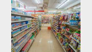 봉투값 20원 요구하니 흉기 꺼내 “죽이고 싶다”…50대 집행유예