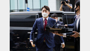 이준석 “가처분 왜 많이 하냐고? 與, 무리한 행동 많이 해서”