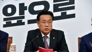 정진석, 與 단결 호소…“잘잘못 따지기 너무 멀리와”