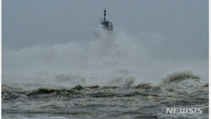 등교 1시간 전 원격수업 공지…울산 학교·학생·학부모 ‘우왕좌왕’
