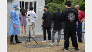 中서 격리시설 가던 버스 전복돼 27명 사망…‘제로코로나’가 부른 참극