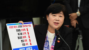 이재명 “정치는 재밌어야”…‘만담 형식’ 대화 늘어난 野최고위