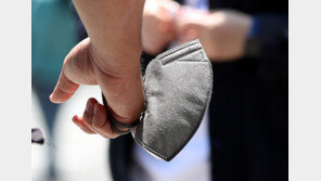 질병청 “마스크 완화 검토 중…실외마스크 완전 해제, 가장 먼저 가능”