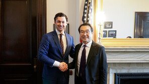 외교2차관, 美백악관·의회 인사들에 ‘IRA 전기차 우려’ 전해