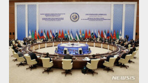 사우디 왕세자, 푸틴과 통화…“상하이협력기구에 적극 참여”