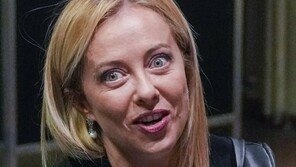 ‘여자 무솔리니’ 멜라니 등장에 …유럽 ‘초긴장’