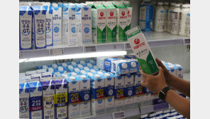 우윳값 인상 초읽기, ‘1리터 3000원’ 돌파 목전…내달 중순께 결정