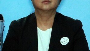 법원 “검찰, 최서원에 국정농단 태블릿PC 돌려줘야”