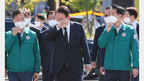 尹, 대전아울렛 분향소 조문 “마음이 착잡…원인 정확히 분석할 것”