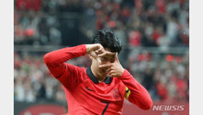 ‘손흥민 헤더 결승골’ 벤투호, 카메룬에 1-0 승리