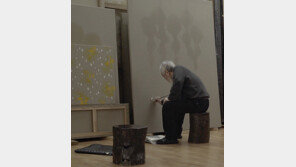 “아버지 김창열의 물방울, 아픈 기억 지우기 위한 몸부림”