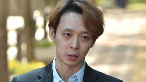 박유천 연예계 복귀 불발…“활동 금지 풀어달라” 법원 기각