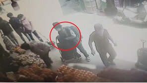 전통시장서 지갑 슬쩍…60대 소매치기 사복근무 경찰에 덜미