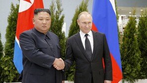 ‘잠행 27일째’ 北 김정은, 푸틴 생일에 축전…“강력한 러시아 건설”